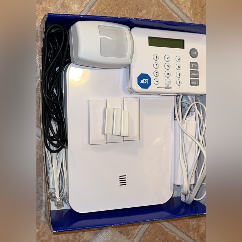 ADT Security System w/Box (keypad/hub/motion sensor/plugs)